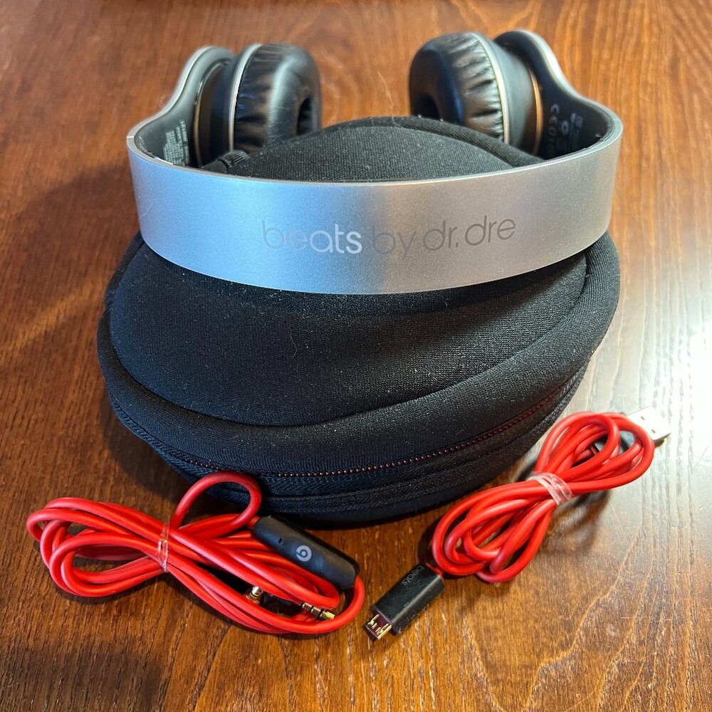 Beats by Dr. Dre Silver Bluetooth & Wireless Headphones